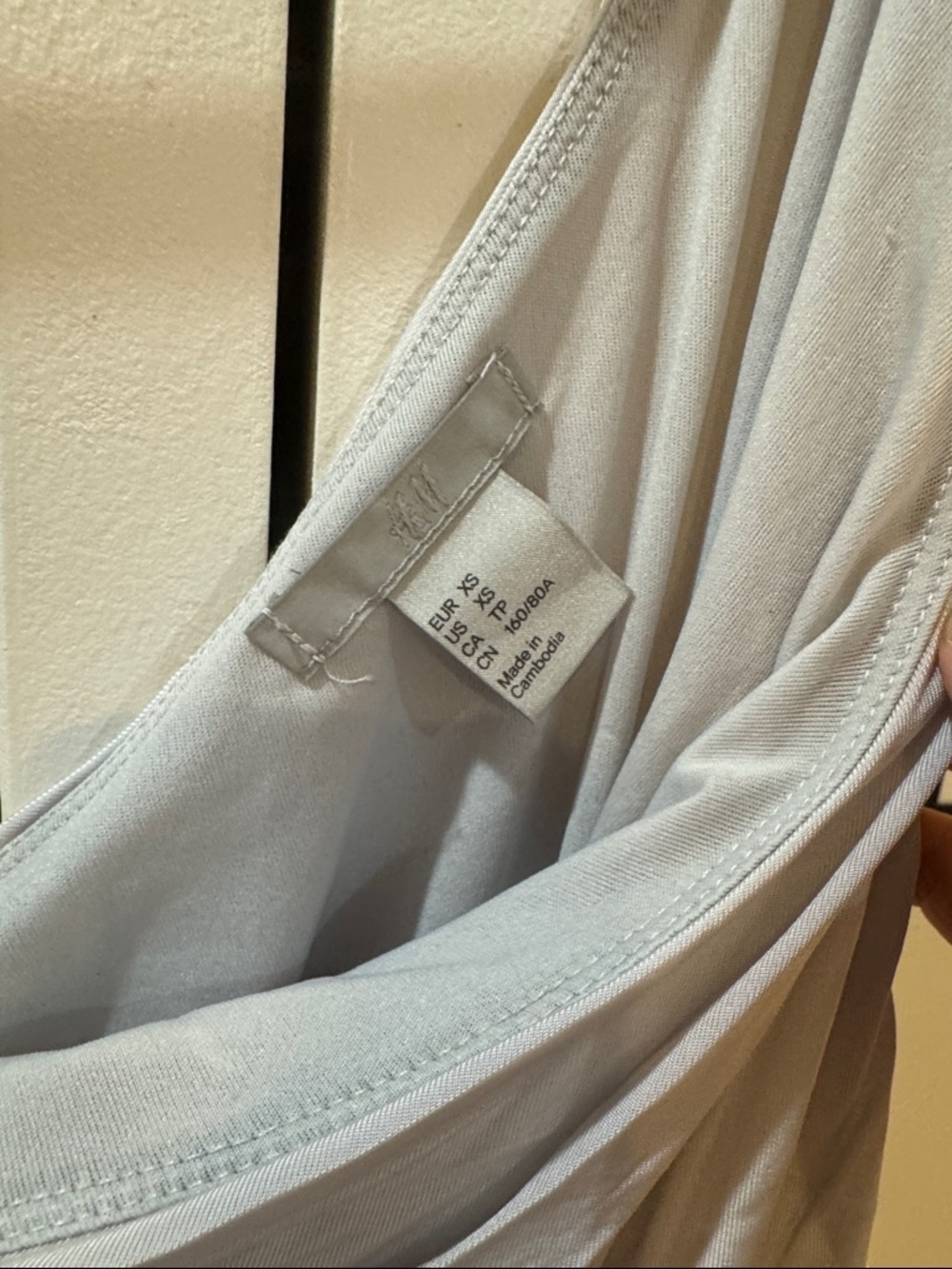 H&M One-Shoulder Ruched Light Gray Dress - Picture 3 of 4